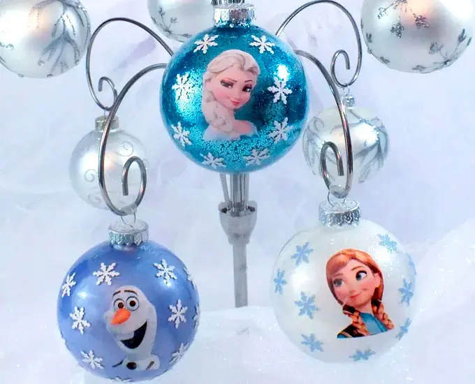 Decorações natalinas com tema Frozen
