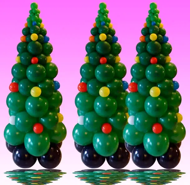 Árvore de Natal com balões