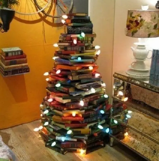 Árvore de Natal de livros