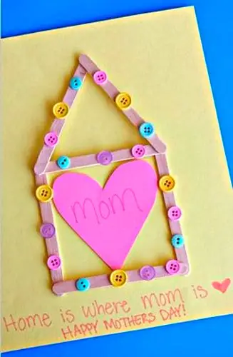 Cartão para o Dia das Mães com botões