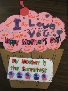 Cartão de cupcake para adoçar a mãe