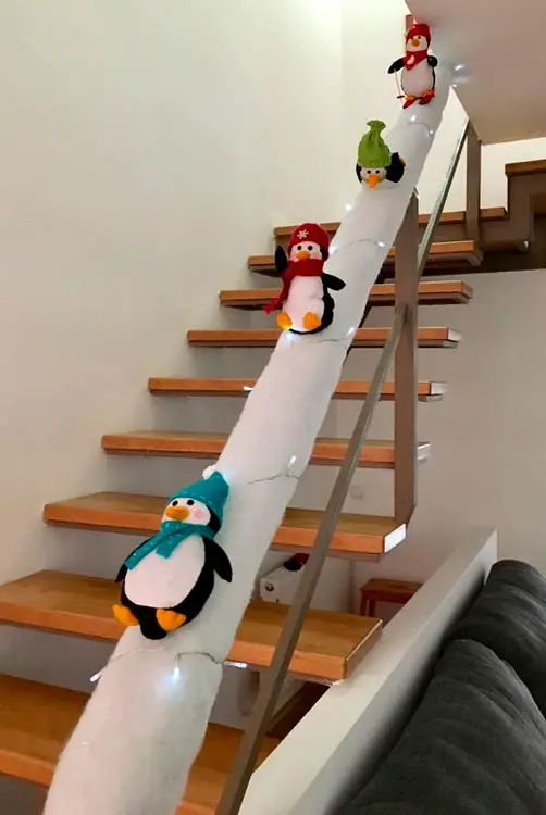 Decoração natalina para a escada