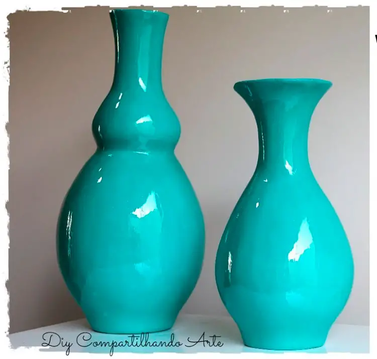 Vasos artesanais feitos com bexigas
