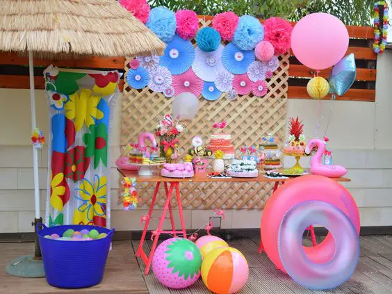 Decoração de Festa Infantil com tema de Piscina e Praia