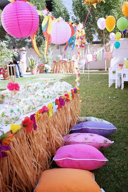 Decoração de Festa Infantil com tema de Luau