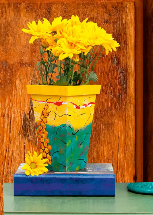 Vaso decorado com pintura