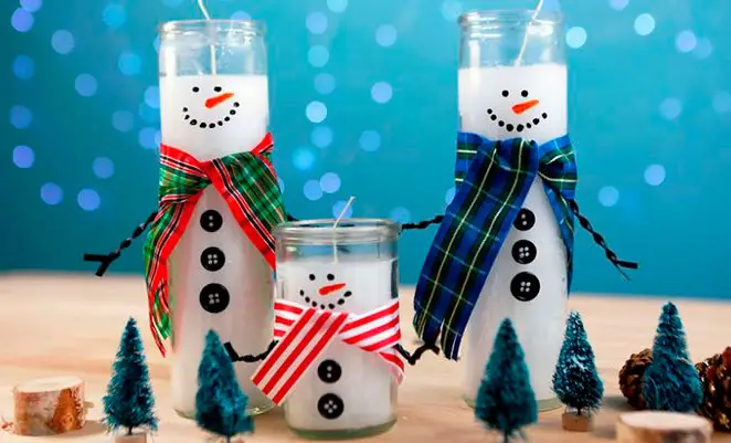 Velas decorativas de bonecos de neve