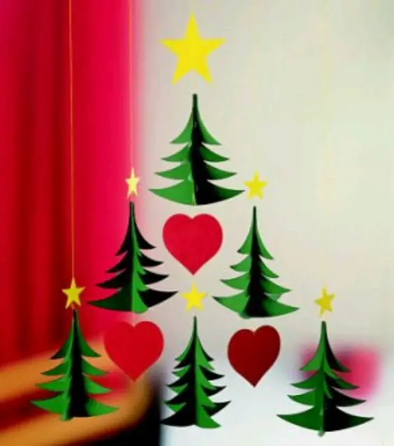 Faça móbiles de papel para decoração natalina