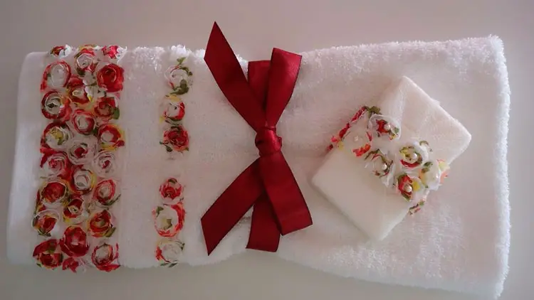 Lembrancinhas para o Dia das Mães toalhinha com sabonete