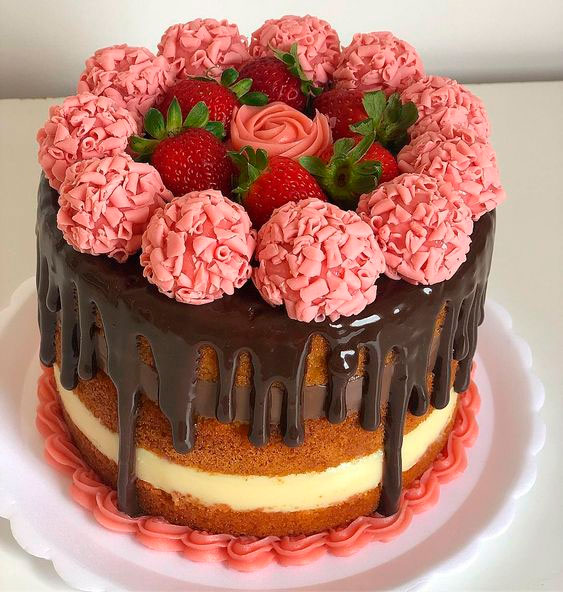 Bolo decorado para o Dia das Mães Bolo decorado para o Dia das Mães