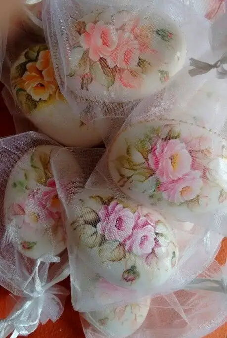 Sabonete decorado com decoupagem para o Dia das Mães