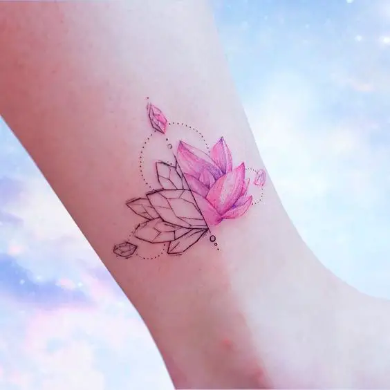 Tatuagem de flor de lótus de duas formas
