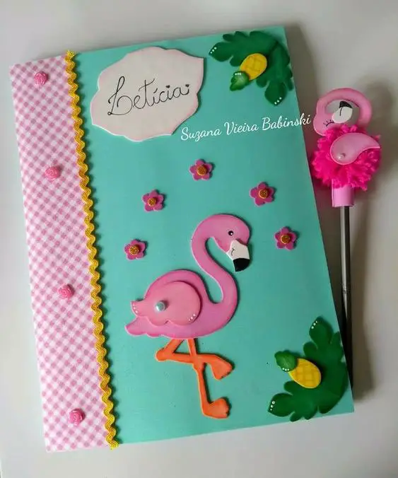 Caderno de flamingo em eva para lembrança