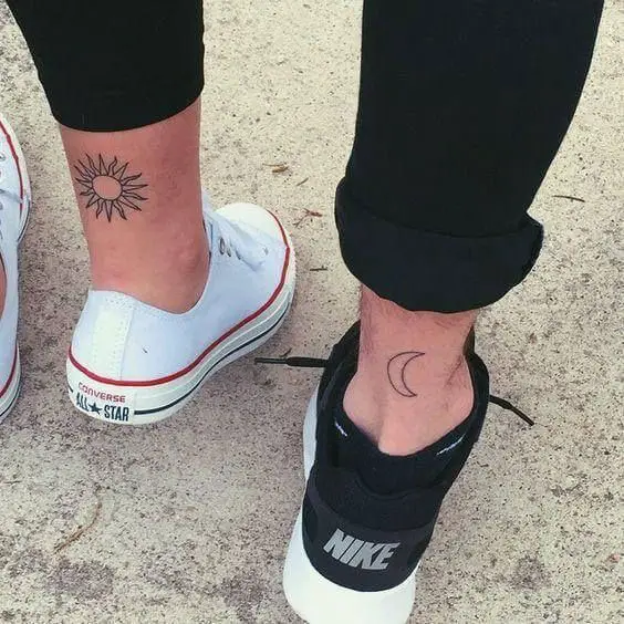 Tatuagens na perna sol e lua