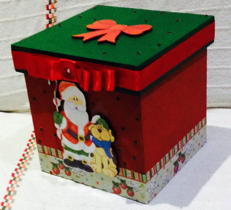 Caixa de Natal Com Aplique de MDF