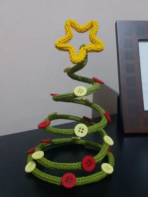 Árvore de Natal de Tricotin Com Botões