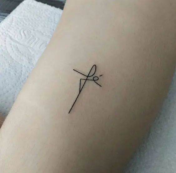Tatuagens com o nome fé