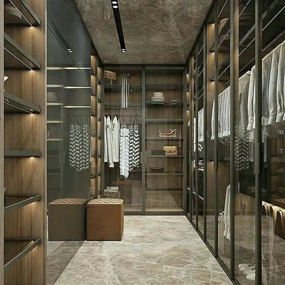 Closet luxuoso, elegante e estruturado