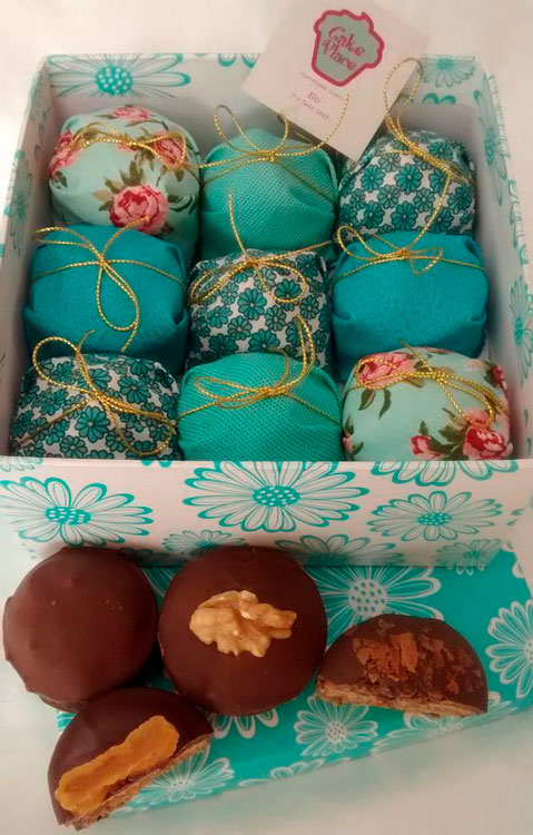 Presente de Páscoa para namorado caixinha com pão de mel Presente de Páscoa para namorado caixinha com pão de mel
