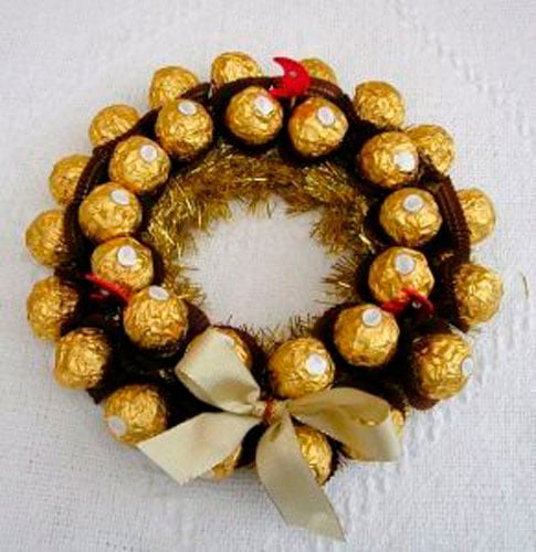 Guirlanda com chocolate para o namorado Guirlanda com chocolate para o namorado
