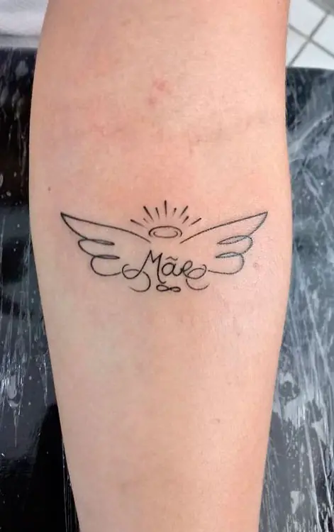 Tatuagem em homenagem à mãe falecida