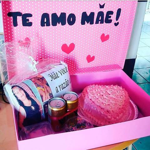 Festa na caixa para mãe Festa na caixa para mãe