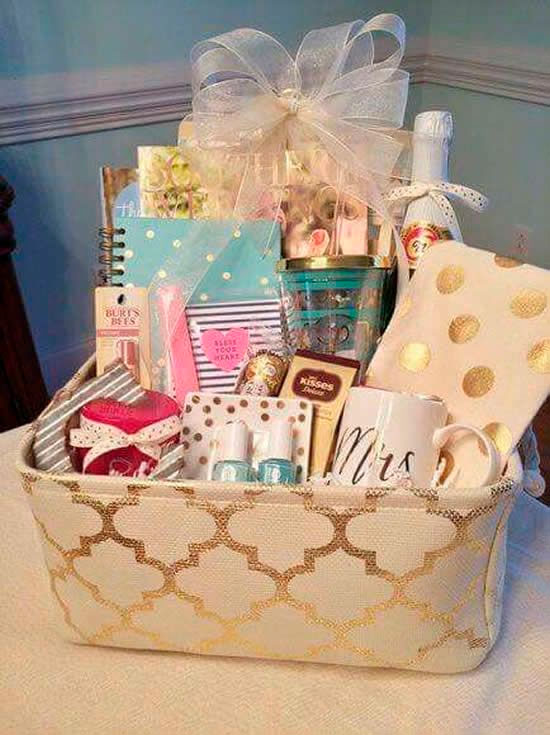 Cesta com vários mimos para o Dia das Mães Cesta com vários mimos para o Dia das Mães