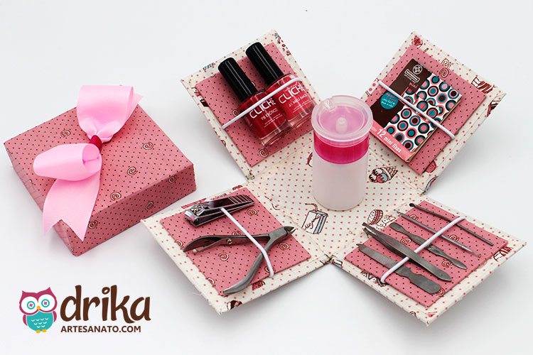 Caixa explosiva com kit manicure para o Dia das Mães Caixa explosiva com kit manicure para o Dia das Mães
