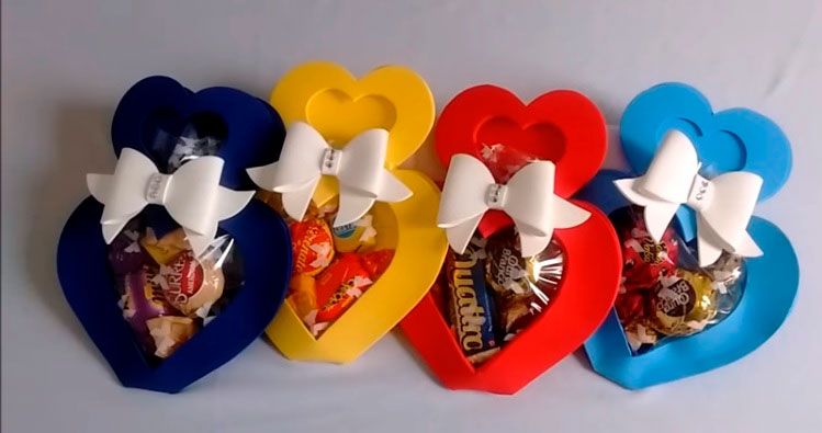 Porta-bombons de coração para o Dia das Mães Porta-bombons de coração para o Dia das Mães