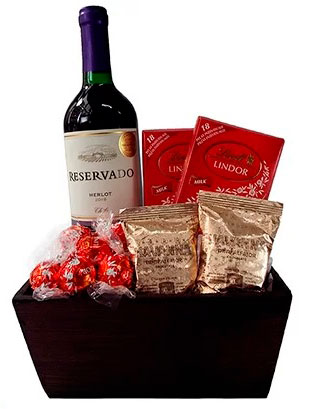 Cesta de vinho e chocolate para o Dia das Mães Cesta de vinho e chocolate para o Dia das Mães