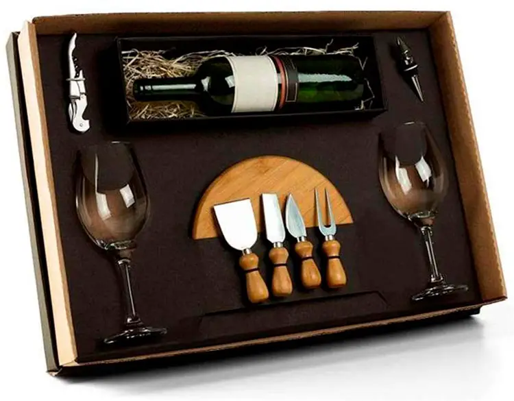 Kit de vinho e utensílios para queijos