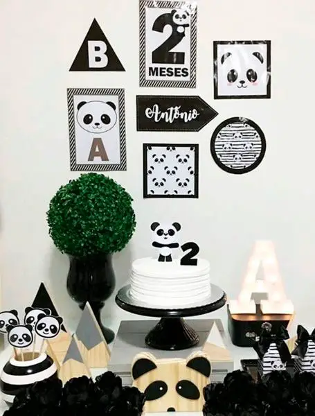 Decoração de panda para mesversário