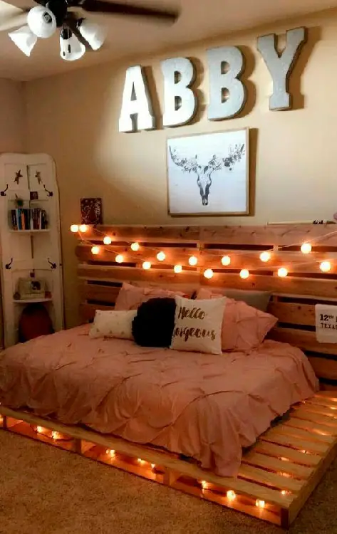 Decore o quarto com cama de paletes