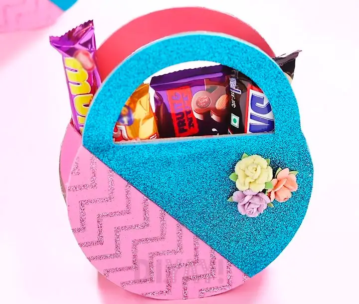 Sacolinha porta-chocolates para as mães