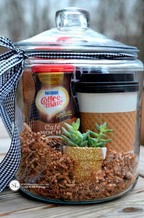 Café da manhã no pote de vidro para o Dia das Mães Café da manhã no pote de vidro para o Dia das Mães