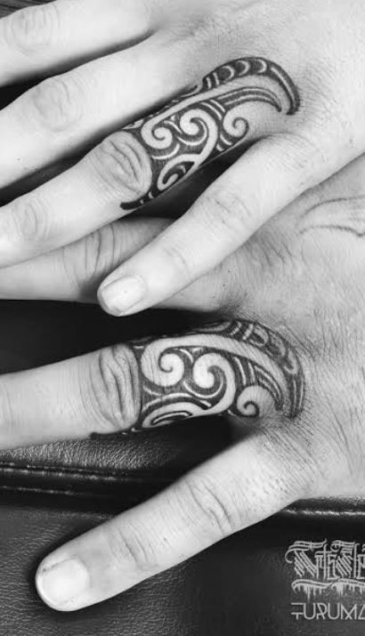 Tatuagens de casais de tribal