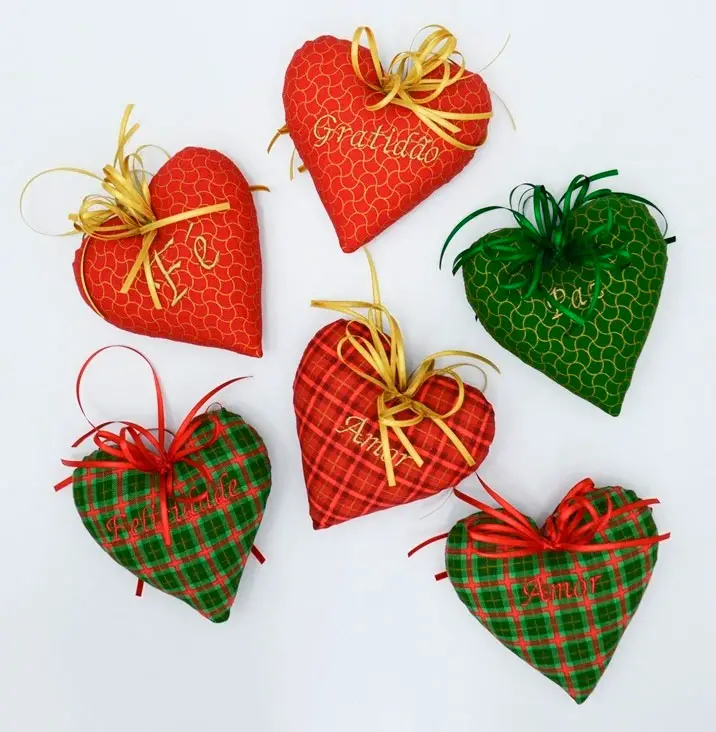 Corações para decoração de Natal
