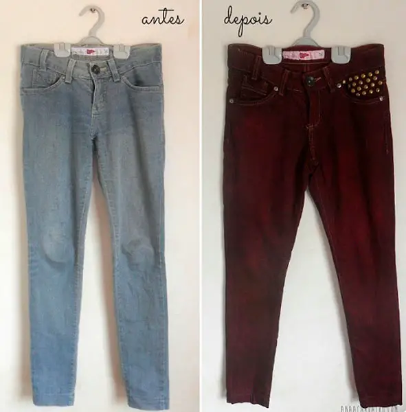 Transformando calça jeans com tingimento e tachinhas